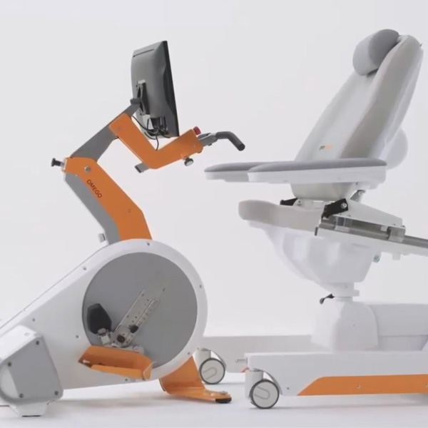 Tyromotion-OMEGO-rehabilitacja-rehabilitacja-roboty-2023-Skyfi